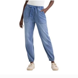 Time and Tru Light Blue Women's Jeans